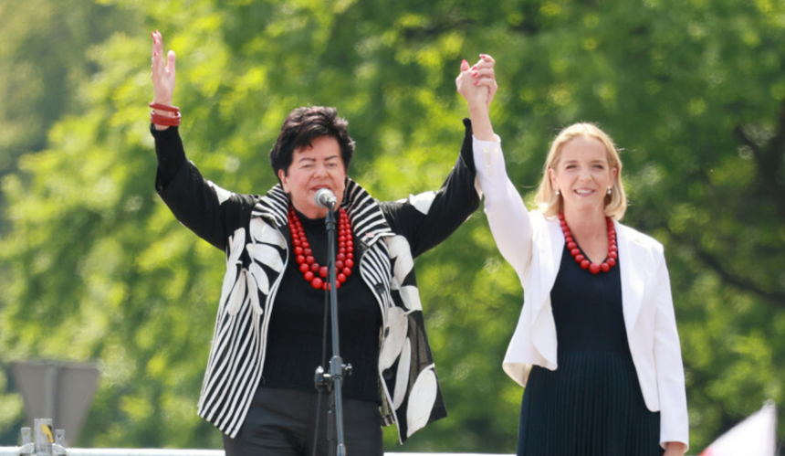 Dlaczego Małgorzata Trzaskowska nosi czerwone korale?