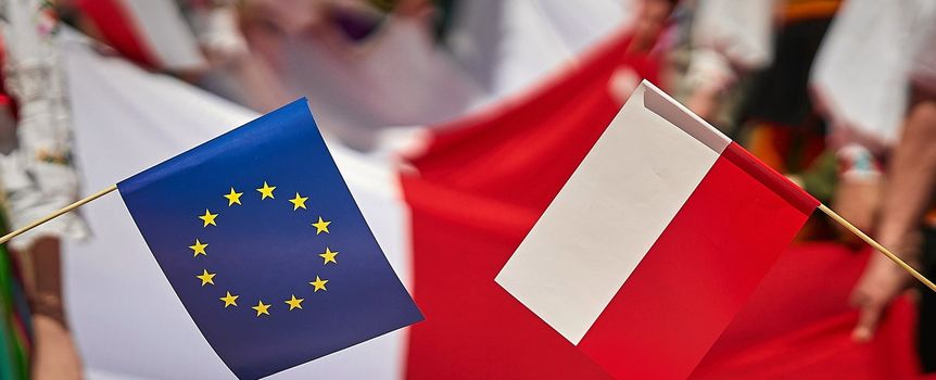flagi Polski i UE