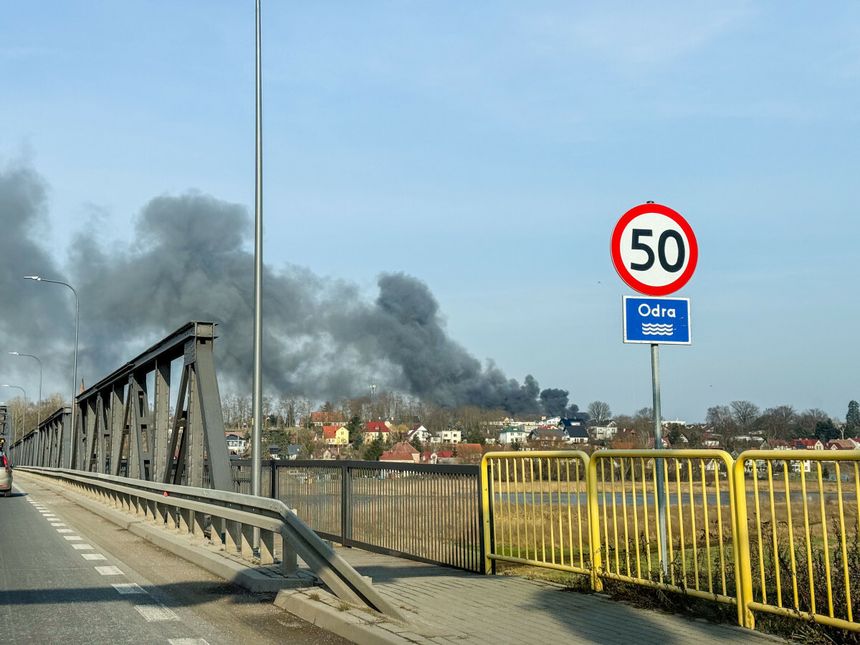 pożar hali DBW w Cigacicach