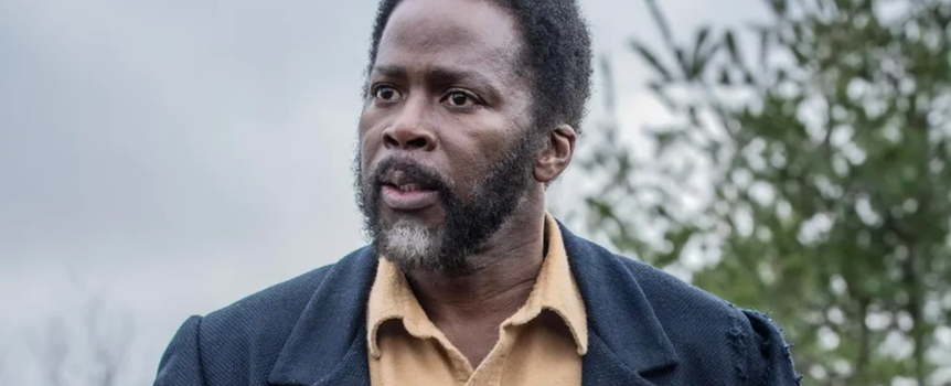 Kadr z serialu "Stamtąd" 