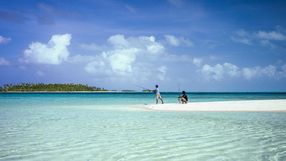 Kiribati to państwo znajdujące się na czterech ćwiartkach Ziemi