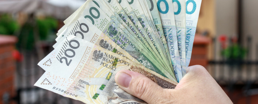 pieniądze, przelewy, bank