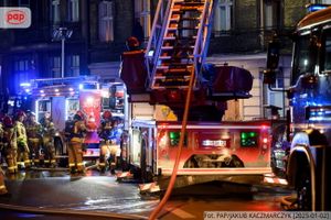 POZNAŃ POŻAR KAMIENICY PRZY ULICY MOSTOWEJ