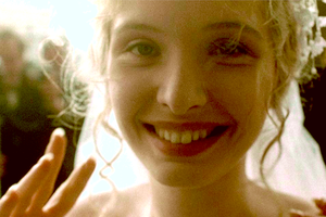 Julie Delpy w filmie "Trzy kolory. Biały"