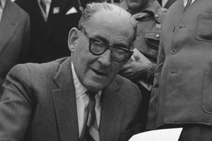 Jan Brzechwa: 10 pięknych cytatów, które poprawią ci humor