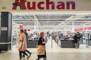 Atak hakerski na Auchan. Oszuści przechwycili dane 500 tys. klientów
