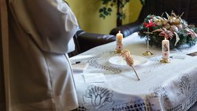 kolęda w polskim domu, ksiądz