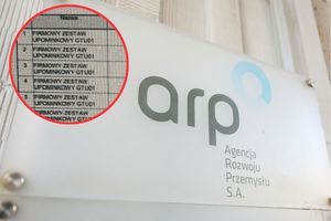 Alkoholowe zakupy państwowej agencji