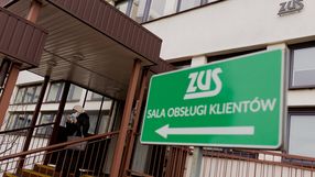 tablica informacyjna przed ZUS