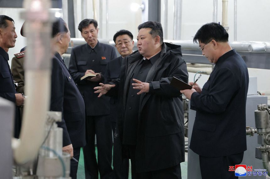 Kim Dzong Un zapowiada kontynuację rozwoju broni atomowej