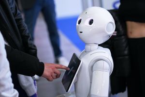 Ekspert ostrzega przed robotami humanoidalnymi
