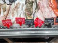 Mrożone ryby w supermarkecie 
