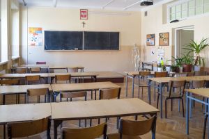 13. pensja dla nauczycieli: jakie są warunki?