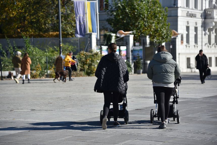 347 zł na dziecko w 2025 r. Kto otrzyma dodatek?