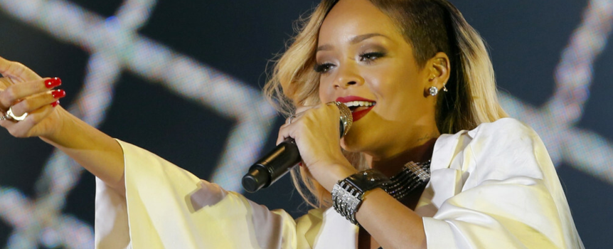 Rihanna podczas koncertu