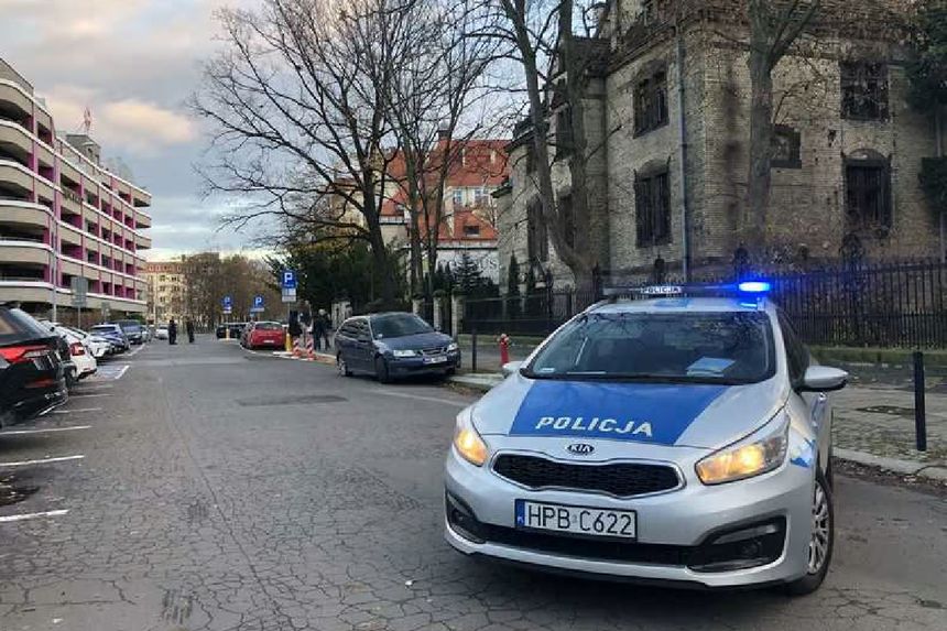 Saperzy w szkole we Wrocławiu