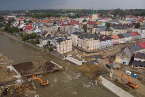 Głuchołazy. Odbudowa po powodzi