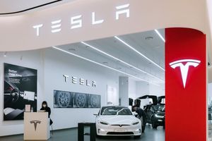 Salon Tesla