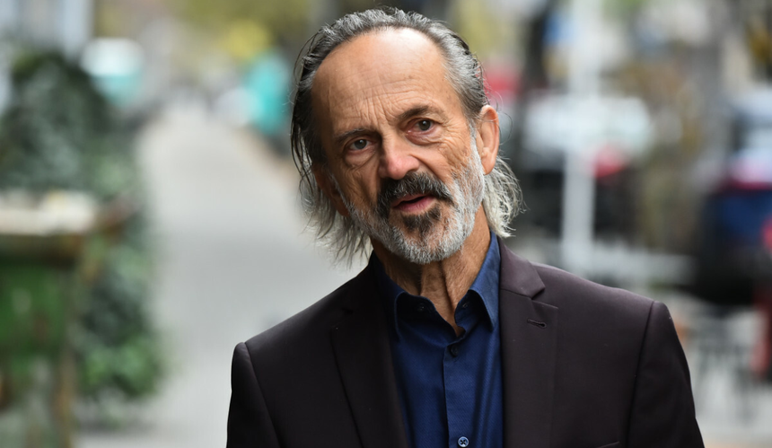Jacek Koman