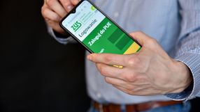 strona logowania ZUS na smartfonie