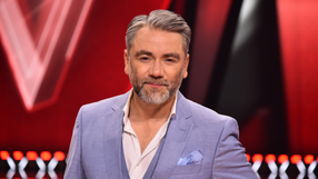 Kuba Badach na planie "The voice of poland"