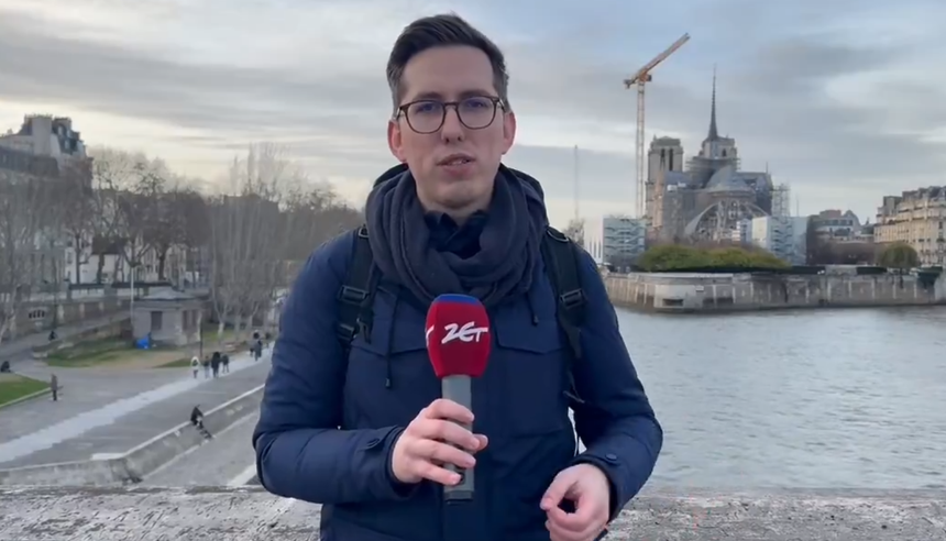 reporter Radia ZET Krzysztof Grządzielski w Paryżu