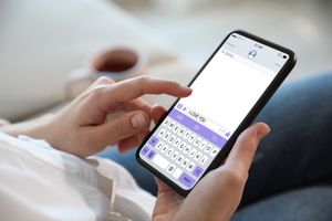 Pisanie SMSa w smartfonie