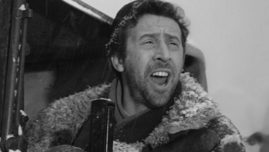 Leon Niemczyk kadr z filmu "Baza ludzi umarłych"