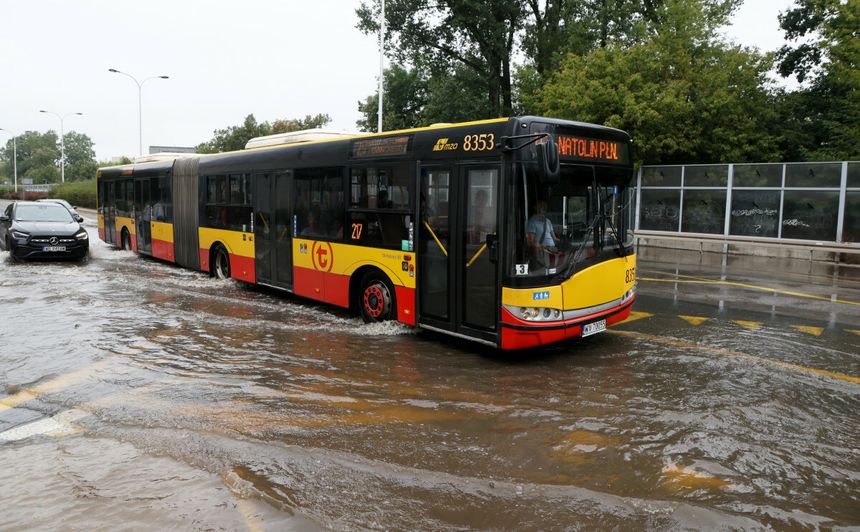 Ulewy w Warszawie