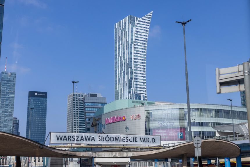apartamentowiec przy ul. Złotej 44 w Warszawie