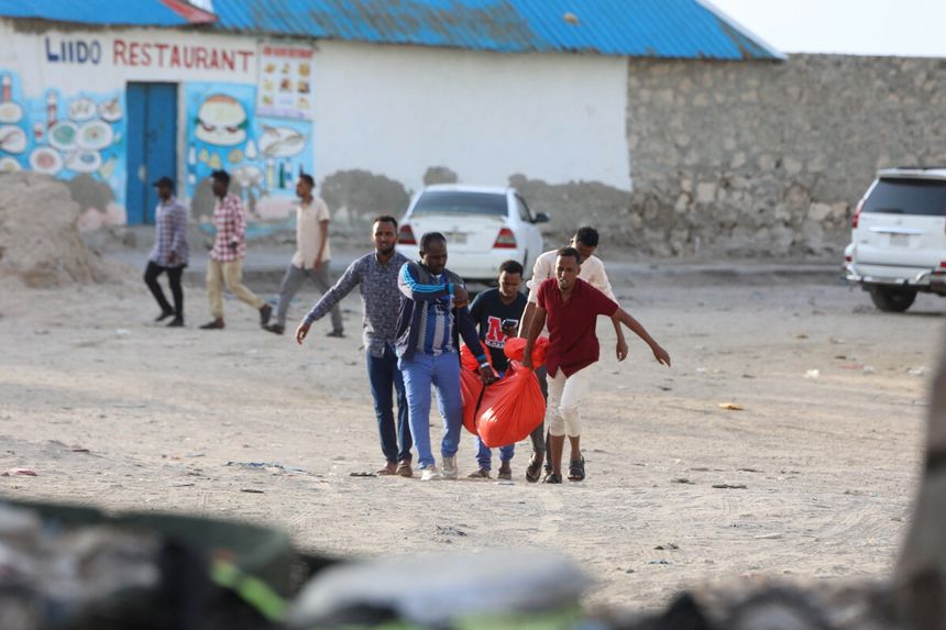 Zamach na plaży w Somalii
