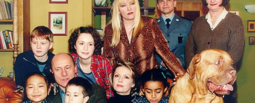 10 najlepszych cytatów z „Rodziny zastępczej”. Pamiętasz te kultowe teksty?