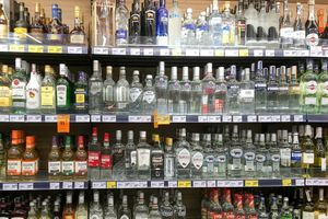 Rząd planuje zmiany w prawie dot. nocnej sprzedaży alkoholu
