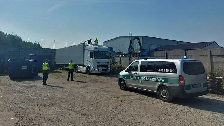 Zatrzymano nielegalny transport odpadów