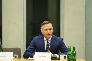 Europoseł KO Krzysztof Brejza przed komisją śledczą ds. Pegasusa