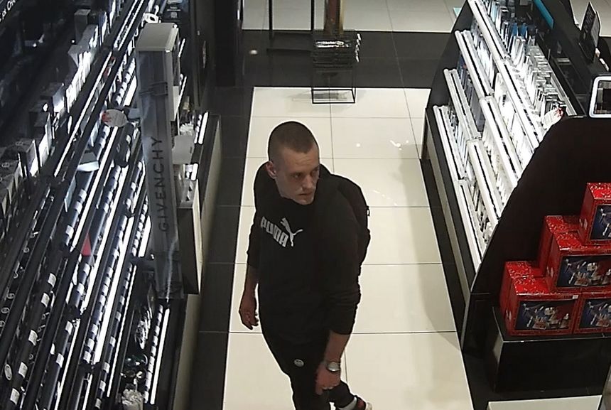 Poszukiwany mężczyzna