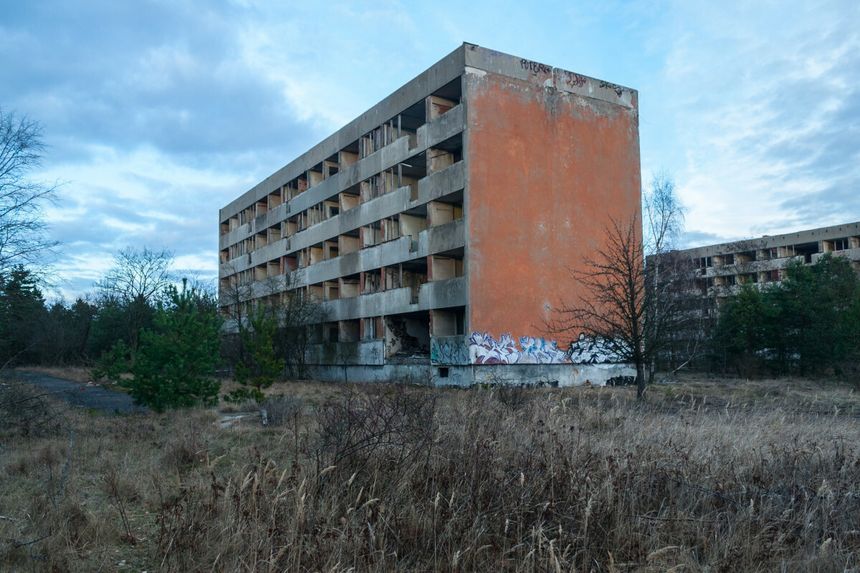 Blok w Pstrążu