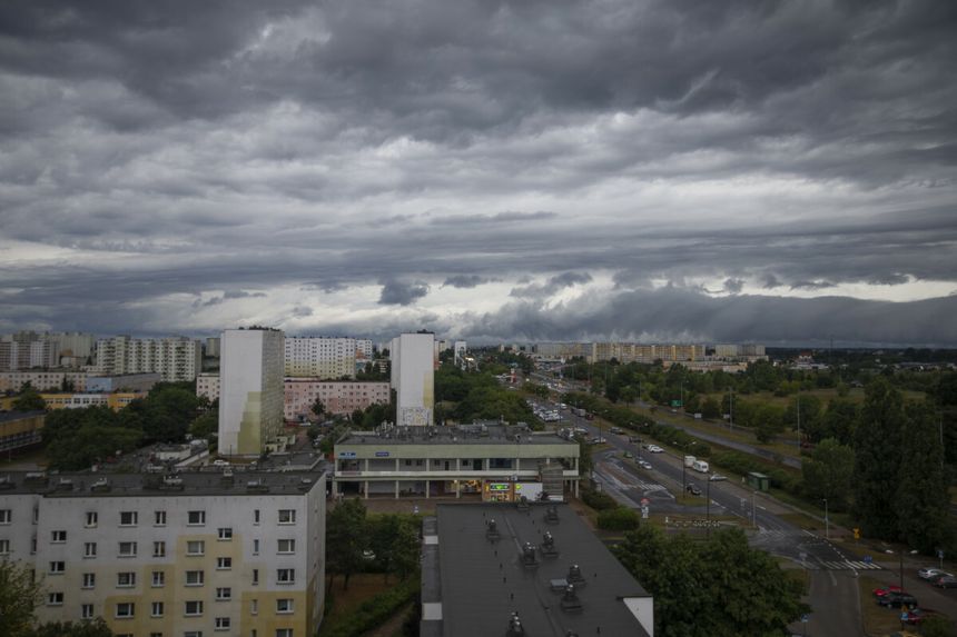 Chmury nad Rubinkowem w Toruniu