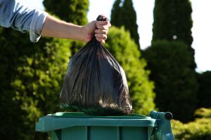 Gdzie wyrzucić elektrośmieci? Ważne zasady
