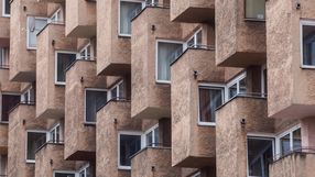 Blok w Warszawie ul. Karowa 18