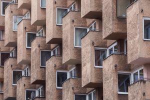 Blok w Warszawie ul. Karowa 18