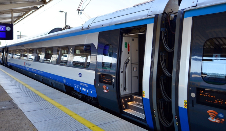 pociąg PKP