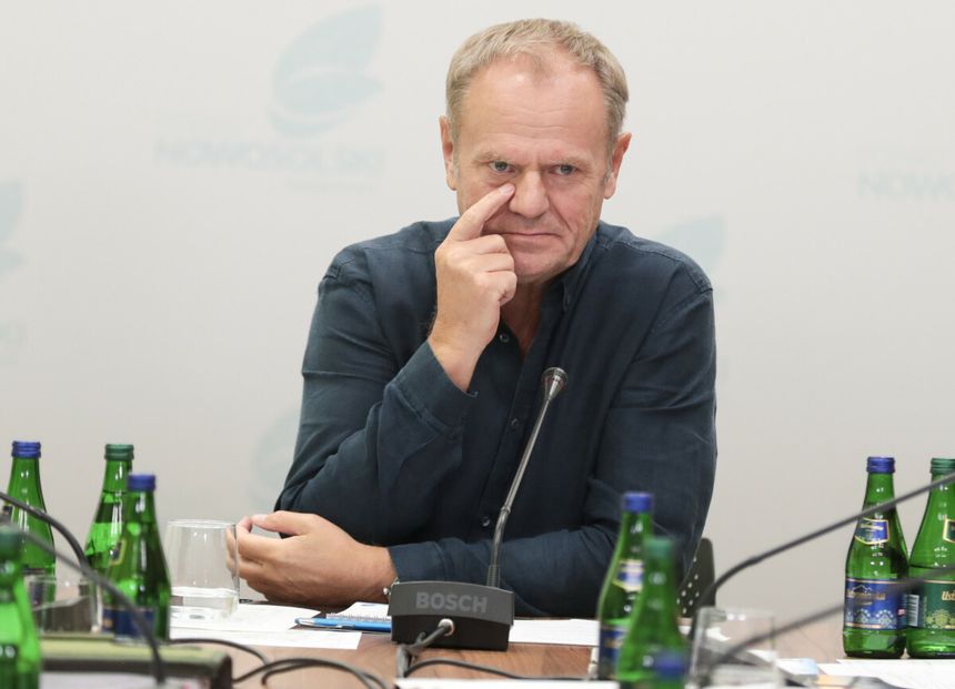 premier Donald Tusk