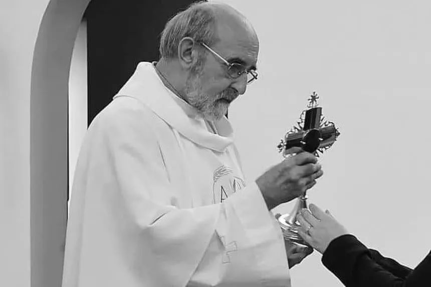 Brutalnie pobity ksiądz nie żyje