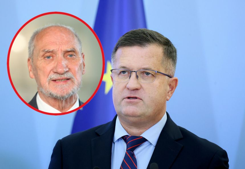 Macierewicz
