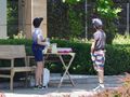 Dzieci sprzedają lemoniadę
