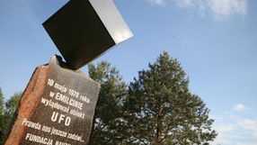 Pomnik UFO w Emilcinie
