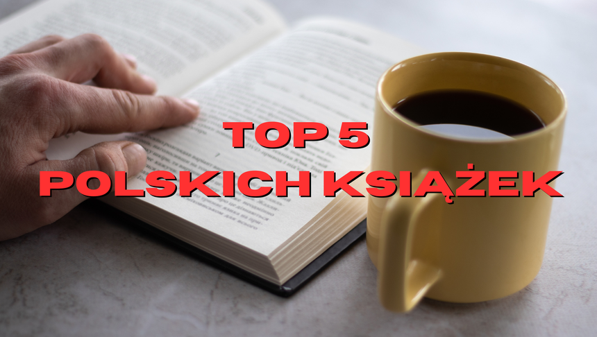 Zdjęcie książki i kubka z herbatą