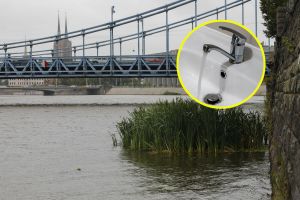 Odra we Wrocławiu i kran
