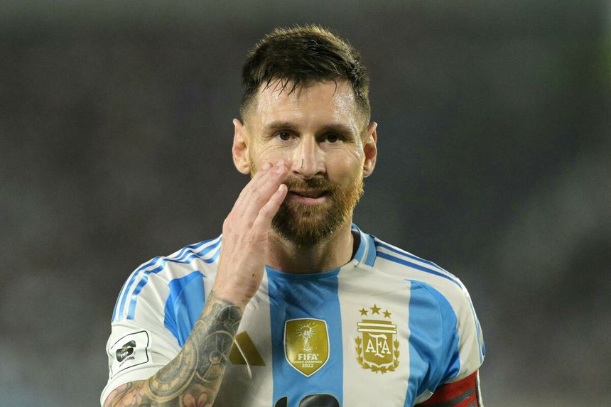 Lionel Messi podczas meczu z Boliwią